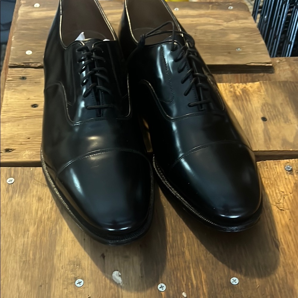 Johnston & Murphy Black Leather Oxford Shoes